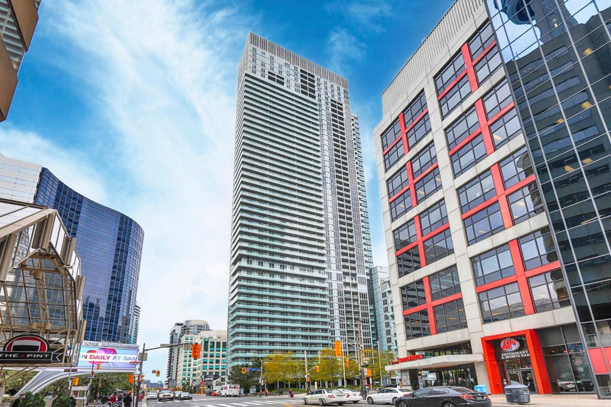 Skyline Suites - Walk To Mtcc, Acc, Rogers Centre & Entertainment District Toronto Exterior foto